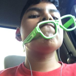 Meet your Posher, Milton